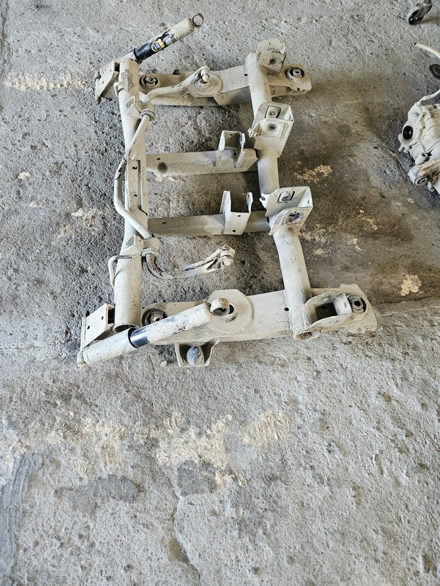 Silnik sanki kolyska części i Kangoo 4x4 DCI