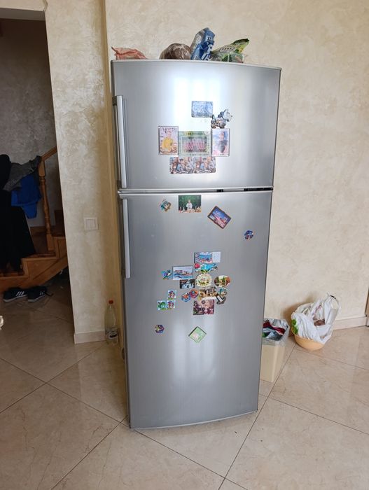 Продам холодильник