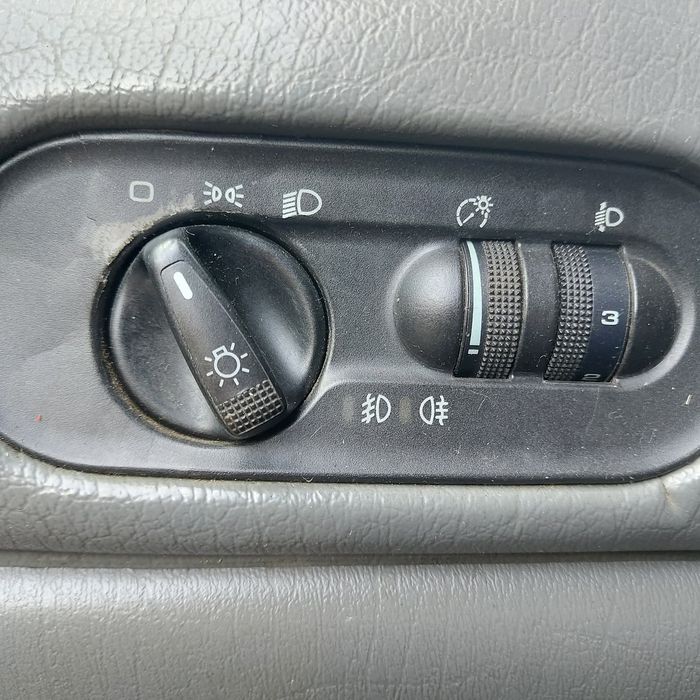 Кнопка,включателі,плафон салона VW Транспортер,Пассат Б3,Б4,Гольф 2-3