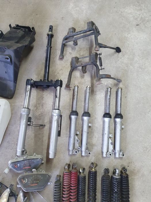 Skuter chiński 4T, 2T części, kingway zipp romet plastiki, lampy, lagi