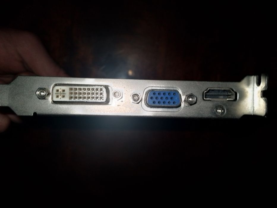 Відеокарта Asus radeon HD FC 512mb
