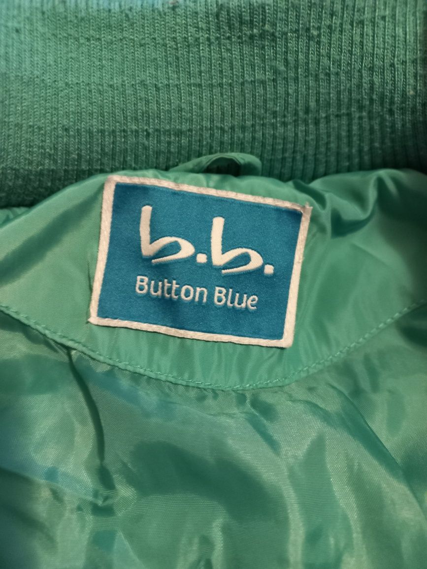 Жилетка на девочку Button blue
