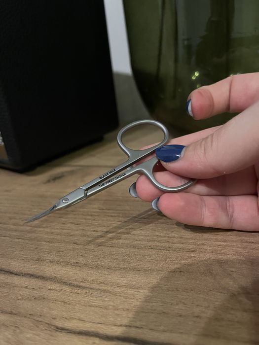 Tesoura pro para cuticulas