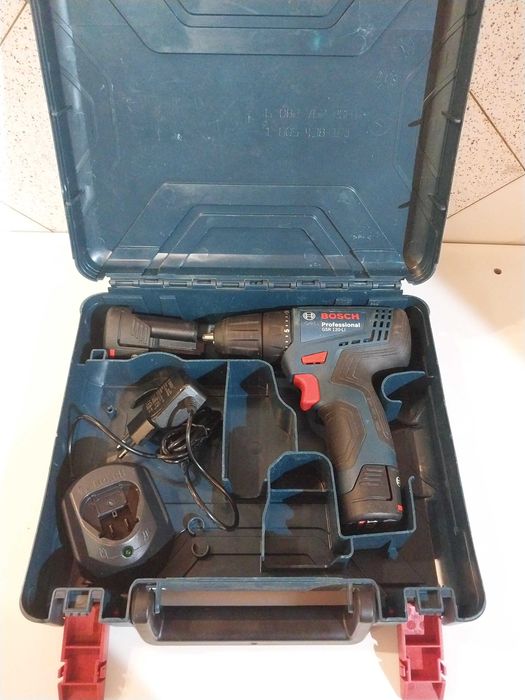 шуруповерт BOSCH GSR120-LI Идеальный