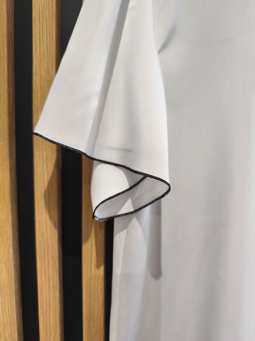 Bluzka L elegancka
