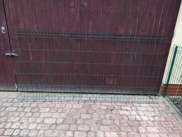 Panel ogrodzeniowy 250cm/123cm/4mm - 50x200mm  zielony