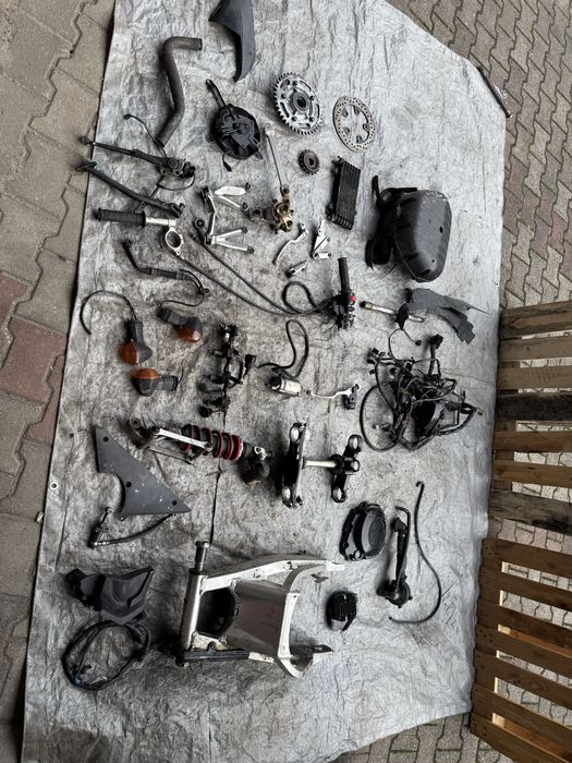 Suzuki gsxr 1000 k1 k2 czesci owiewki set wachacz lewy prawy bok