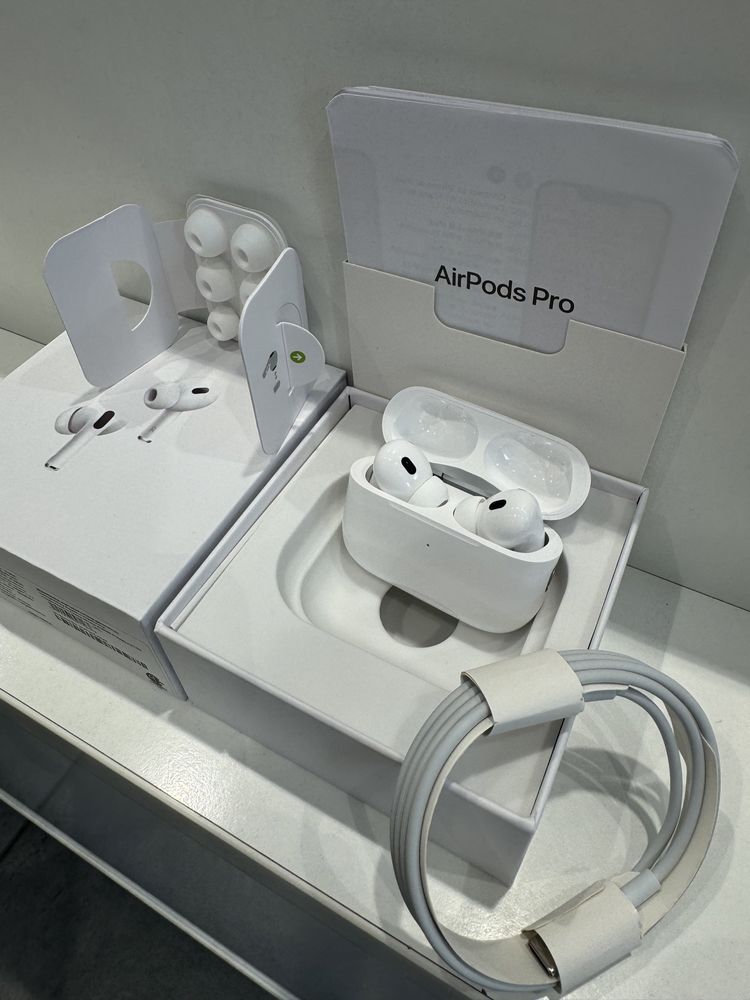 Навушники AirPods Pro 2