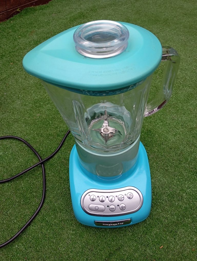 Blender kielichowy KITCHENAID Artisan 1500ml moc 550W
Model 5KSB5553EC