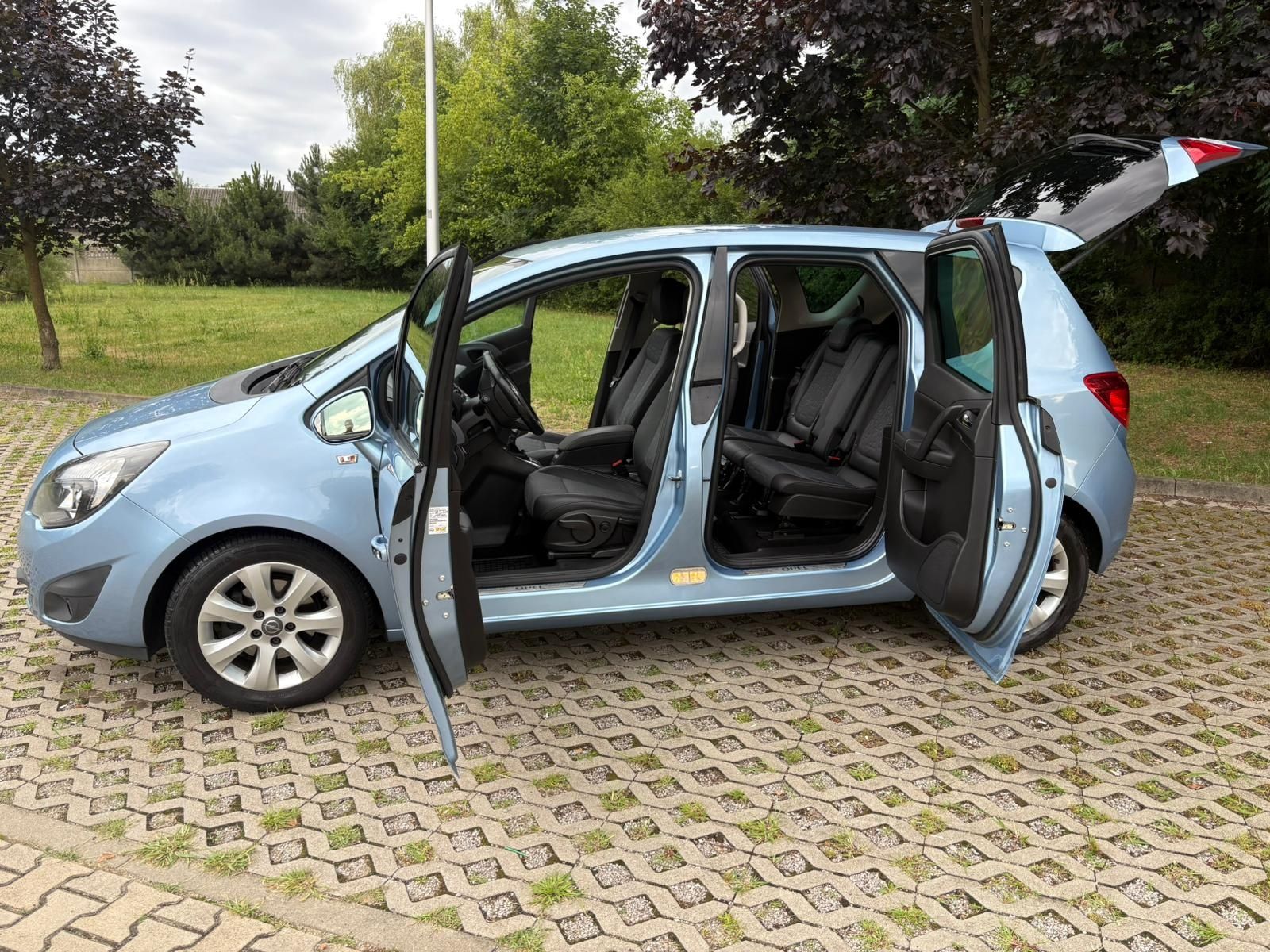 Opel Meriva B 1.4 Turbo Automat LPG .Rok produkcji 2013.