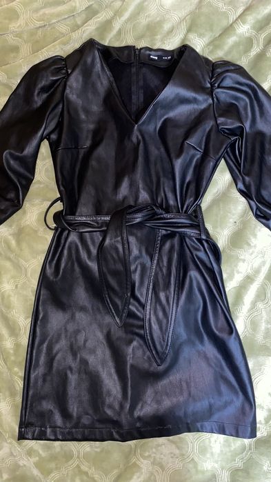 Шкіряна сукня, плаття