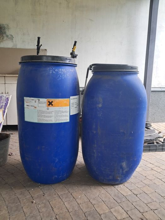 Бочки пластикові чисті 180 л під хомут