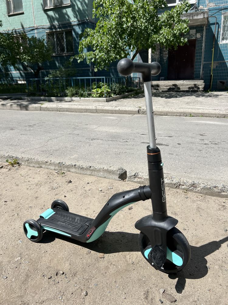 Best scooter 3 в 1 самокат велосипед беговел