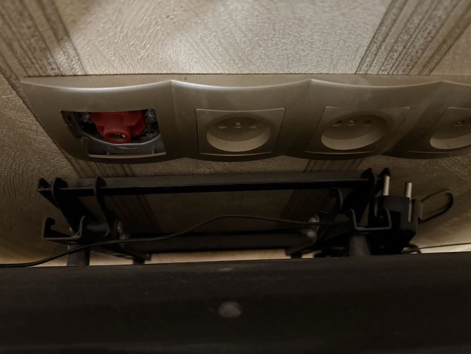 Телевізор плоский LG