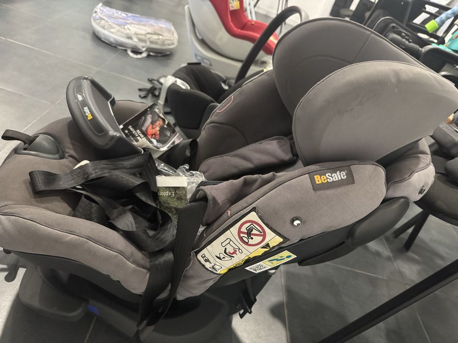 Cadeira Auto da BeSafe iZiplus