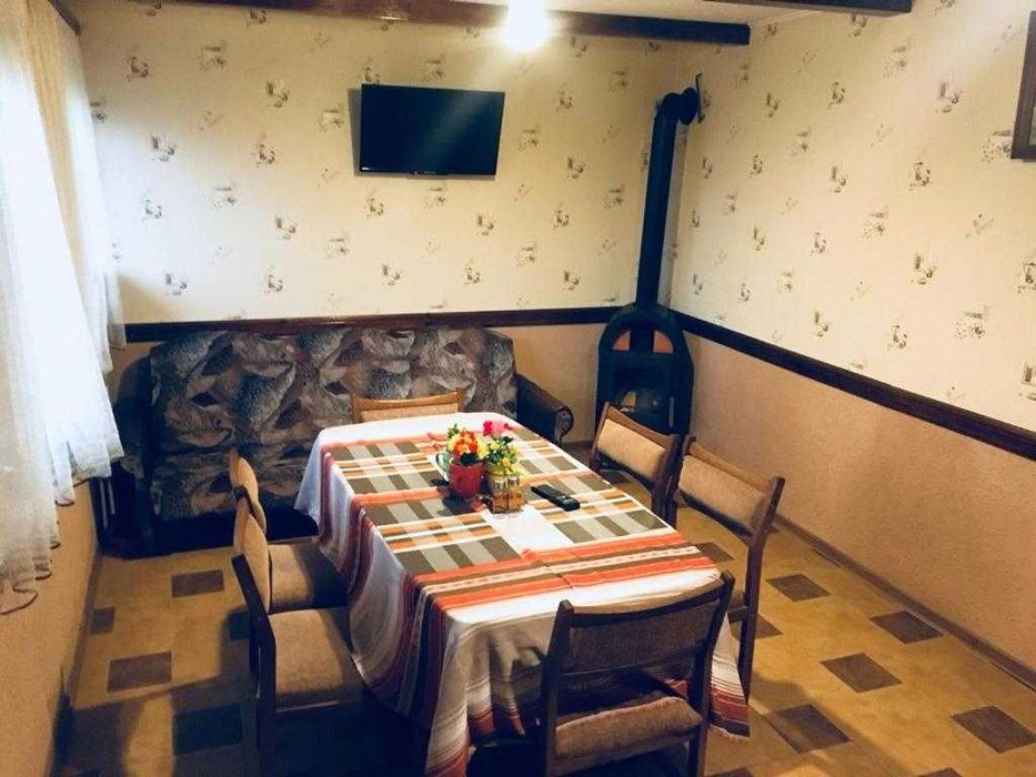 Оренда по суточно. Кімнати біля замку