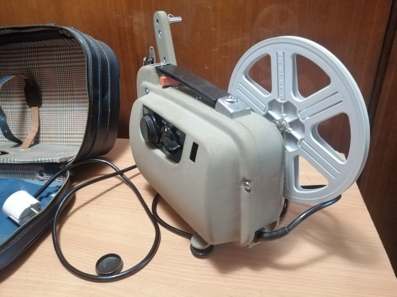 Projektor filmowy Sekonic 80 P