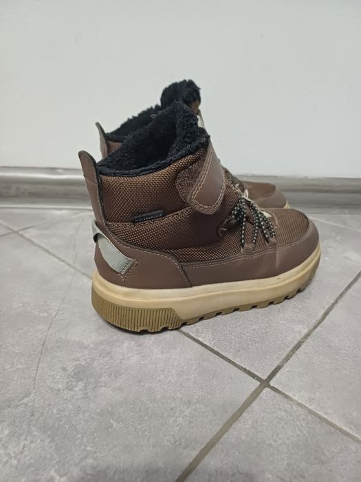 Зимові черевики Н&М