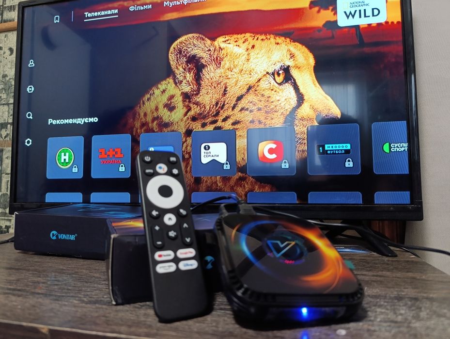Приставка Новинка 8ядер 4/32 Андроид14 голосовой пульт Vontar H728 сма
