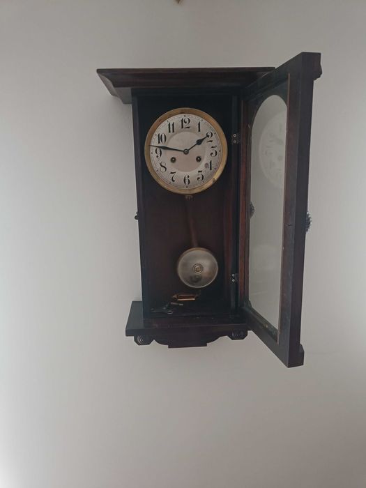 Relógio de parede antigo