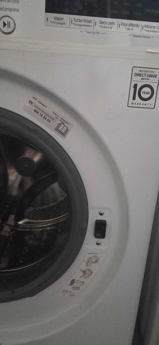 lava e seca LG-F4DV7009S2S Think 9/6 kg - Como NOVA