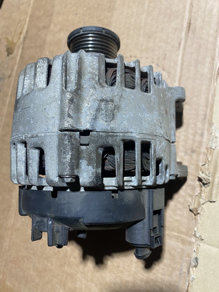 Skoda vw audi alternator 03L sprawny 1.6 tdi