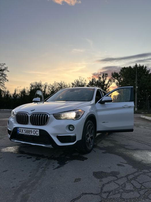 BMW X1 F48 28i 2,0 AT 245 к.с. AWD