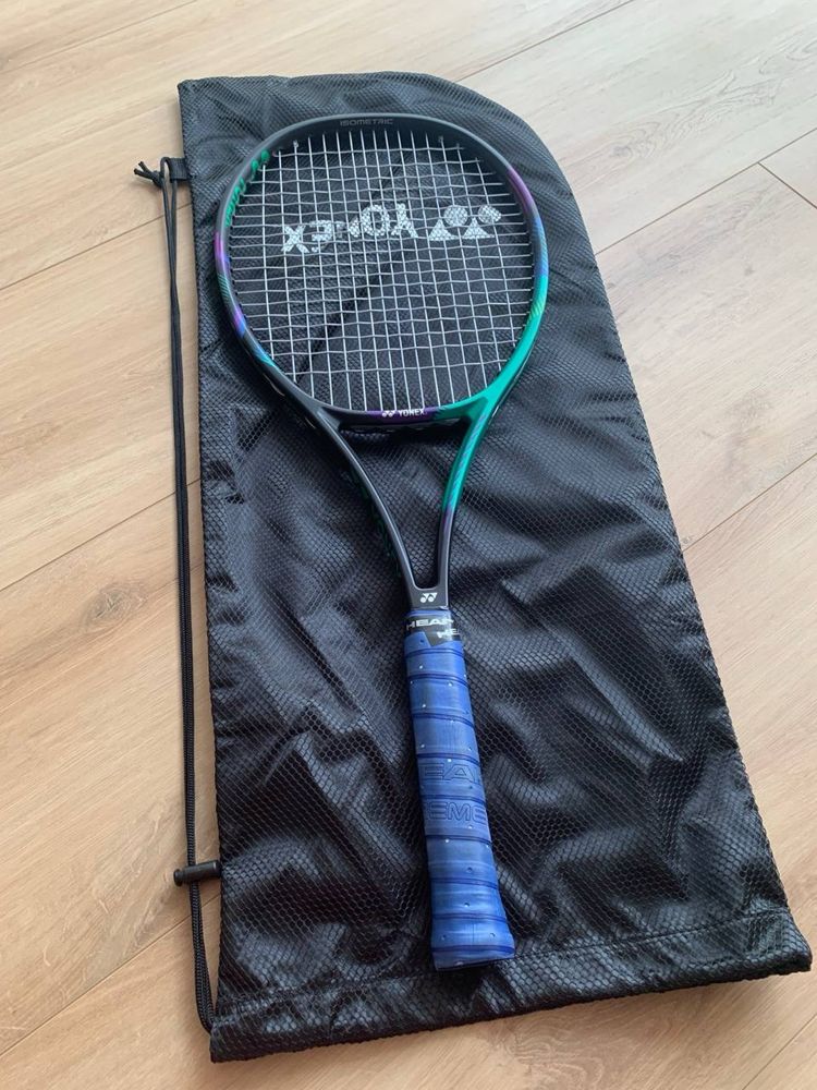 Yonex vcore Pro 97 L , 2022 рік