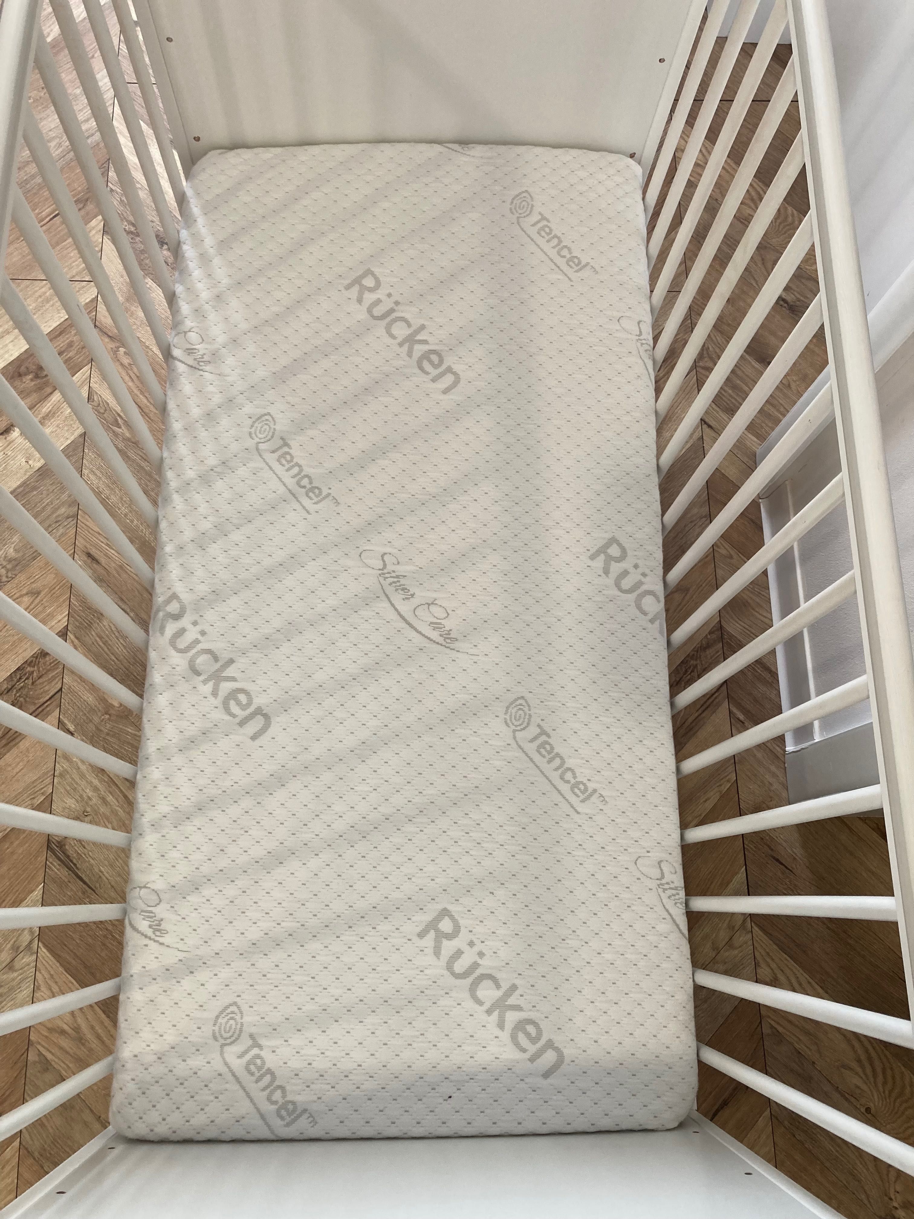 Łóżeczko dziecięce - Cosmo 120x60 + Materac Rucken