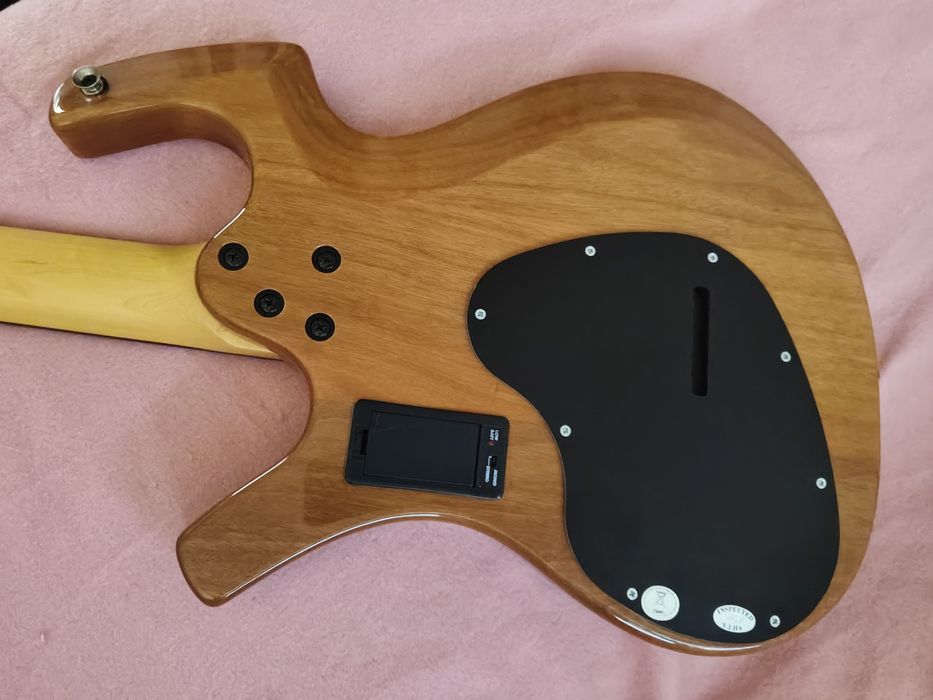 Gitara elektryczna Parker P44 mostek piezo P-44