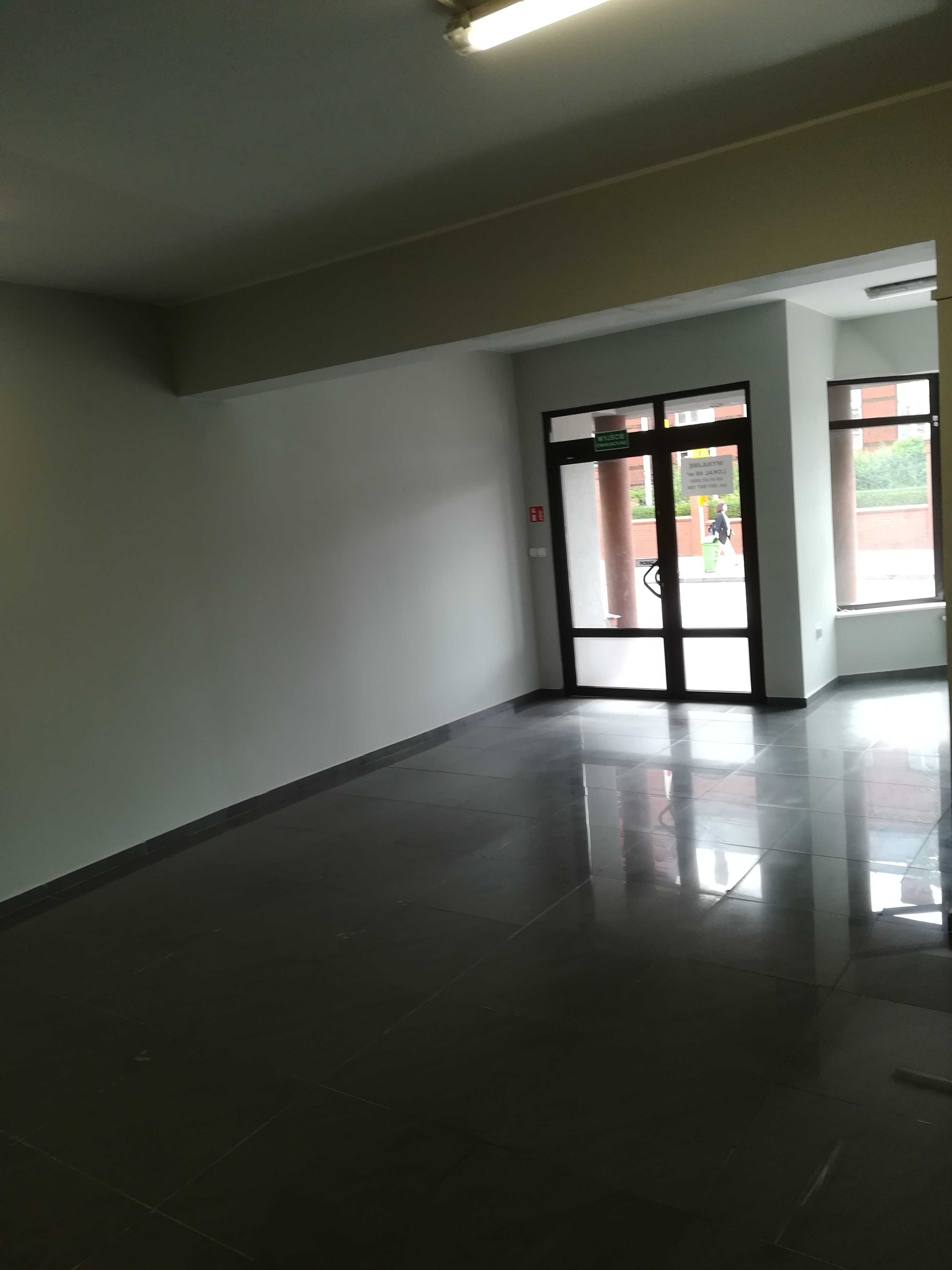 lokal do wynajęcia 48 m2 w centrum Starogardu Gd.