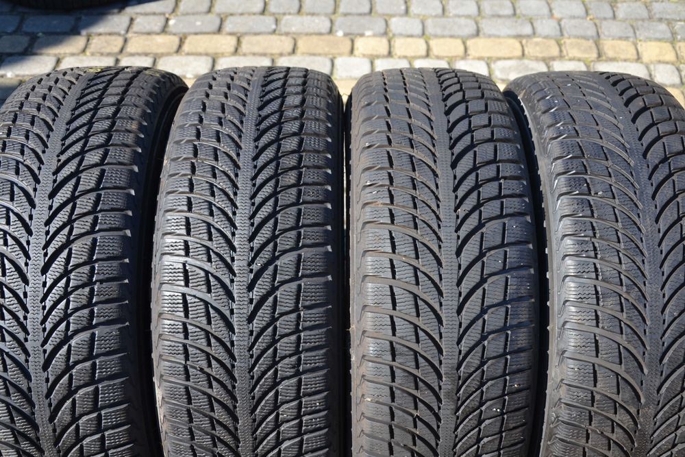 235/65R17 Michelin Latitude Alpi LA2 Opony Zima Bez Napraw 118