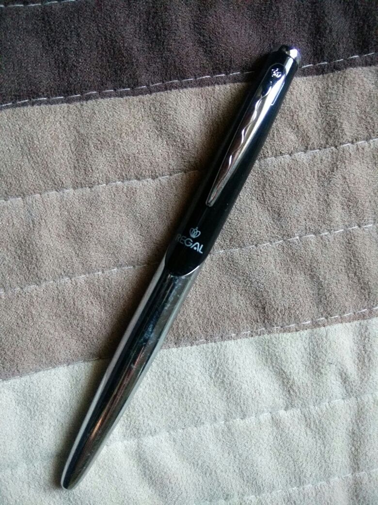 Ручка перьевая, чернильная Regal Queen