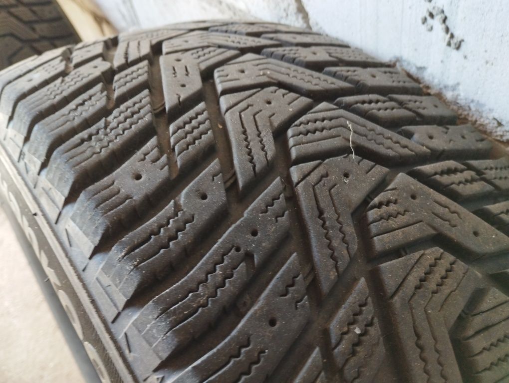 Отличные зимние шины Hankook Winter ipikeRS2 215/65 R16