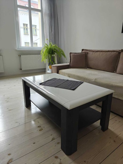 Stolik Kawowy z kolekcji CANNE NEW używany stan bardzo dobry