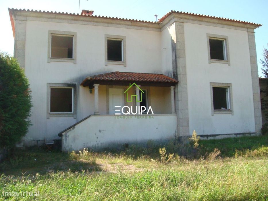 Quinta dos Moinhos Novos em Nª. Sra. do Amparo - Póvoa de Lanhoso -