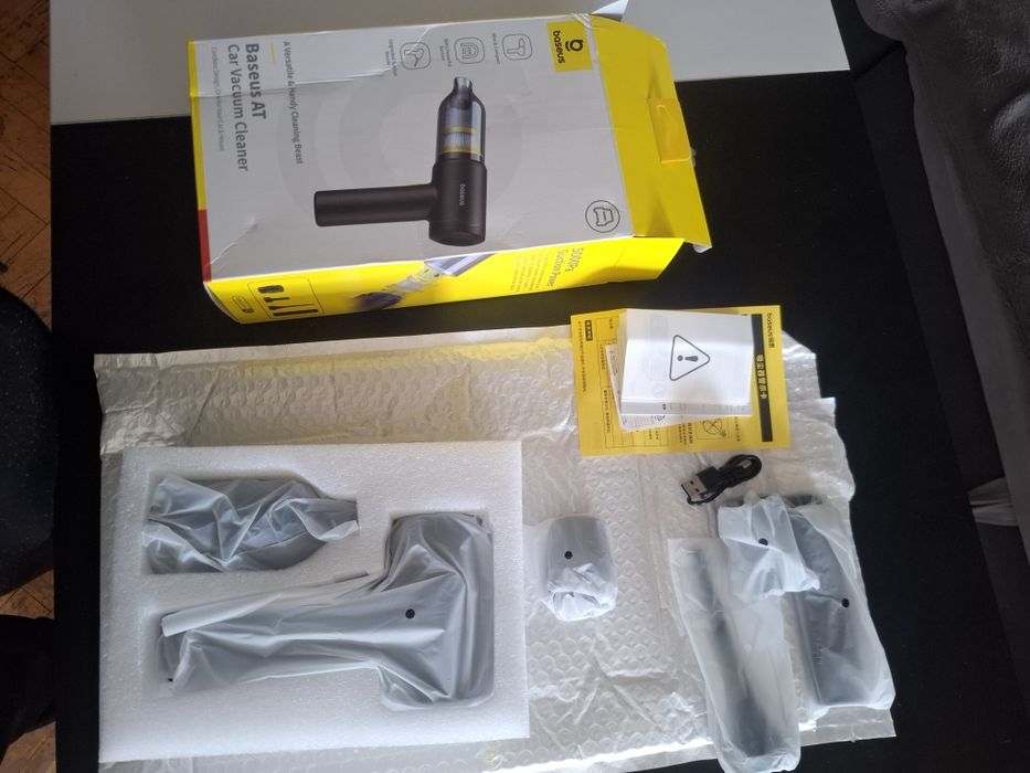 Odkurzacz samochodowy Baseus