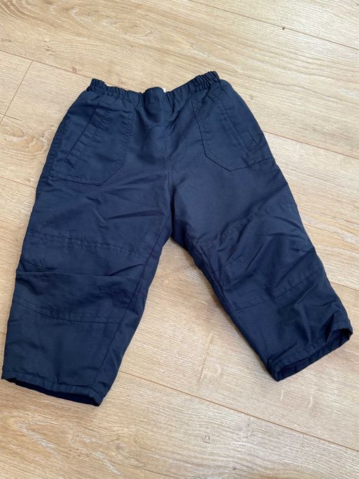 ocieplane granatowe spodnie na zime 68/74