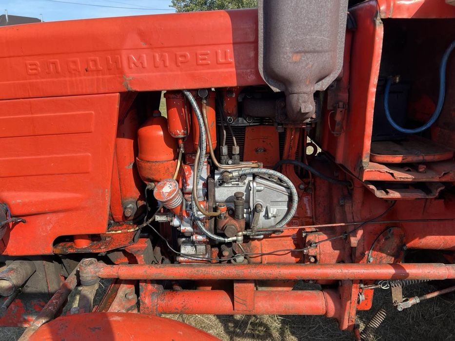 Продам трактор т25