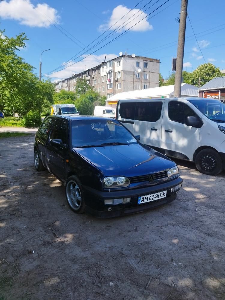 Продам Volkswagen Golf mk3