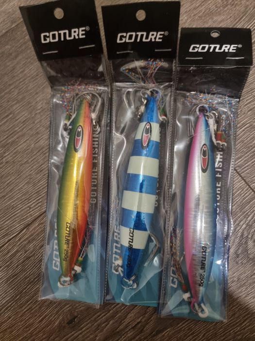 Anzóis de pesca novos