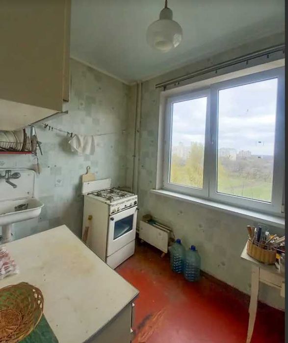 Продам 2 комн кв 50 м2 общ пл на Восточном метро Индустриальная OA