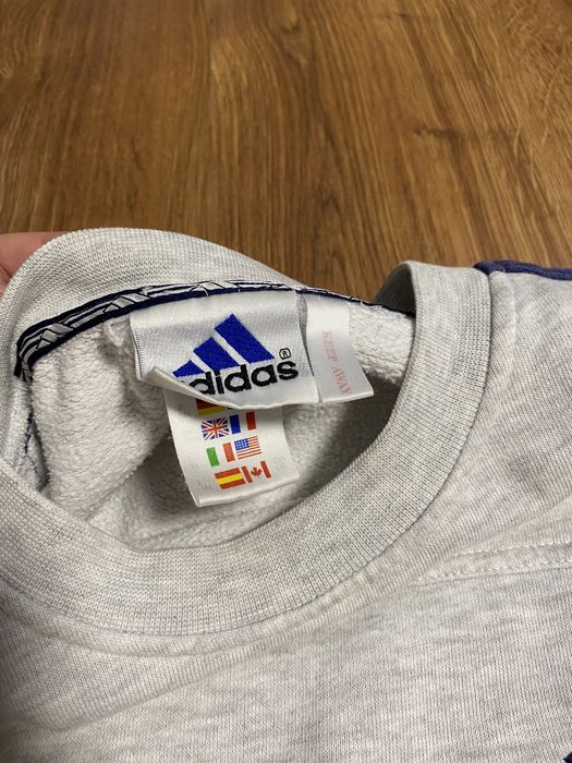 Винтажный серый свитшот adidas с лампасами