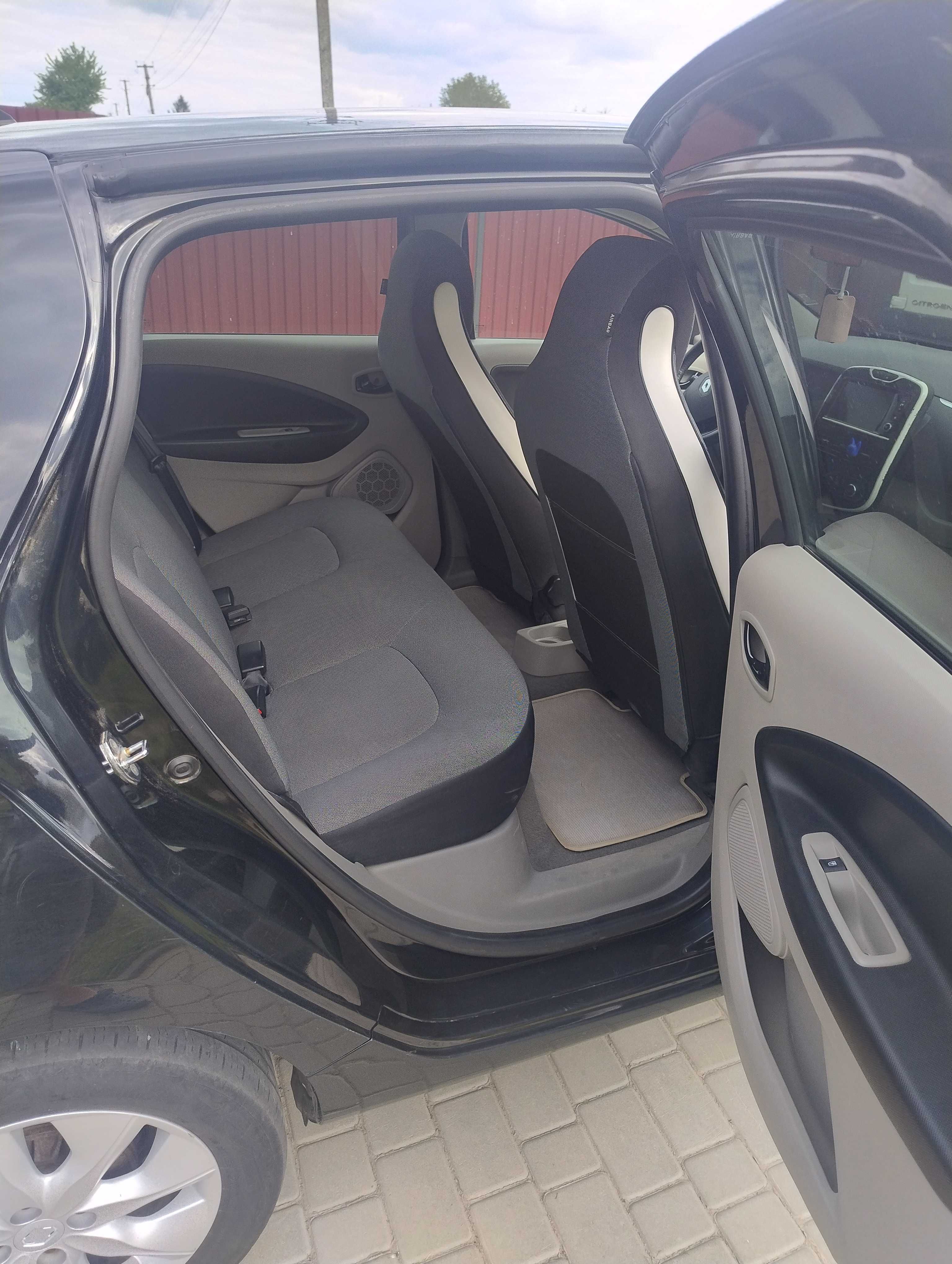 Renault Zoe 25.9кв .2016року