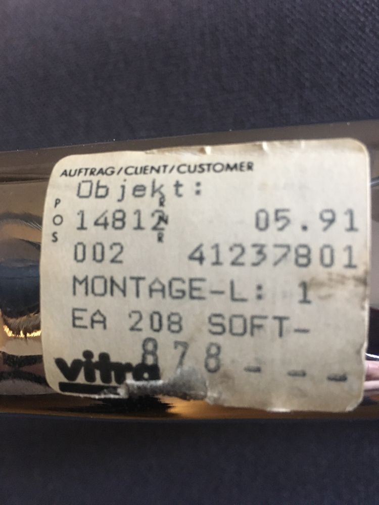 Eames EA 208 Soft Pad Vitra