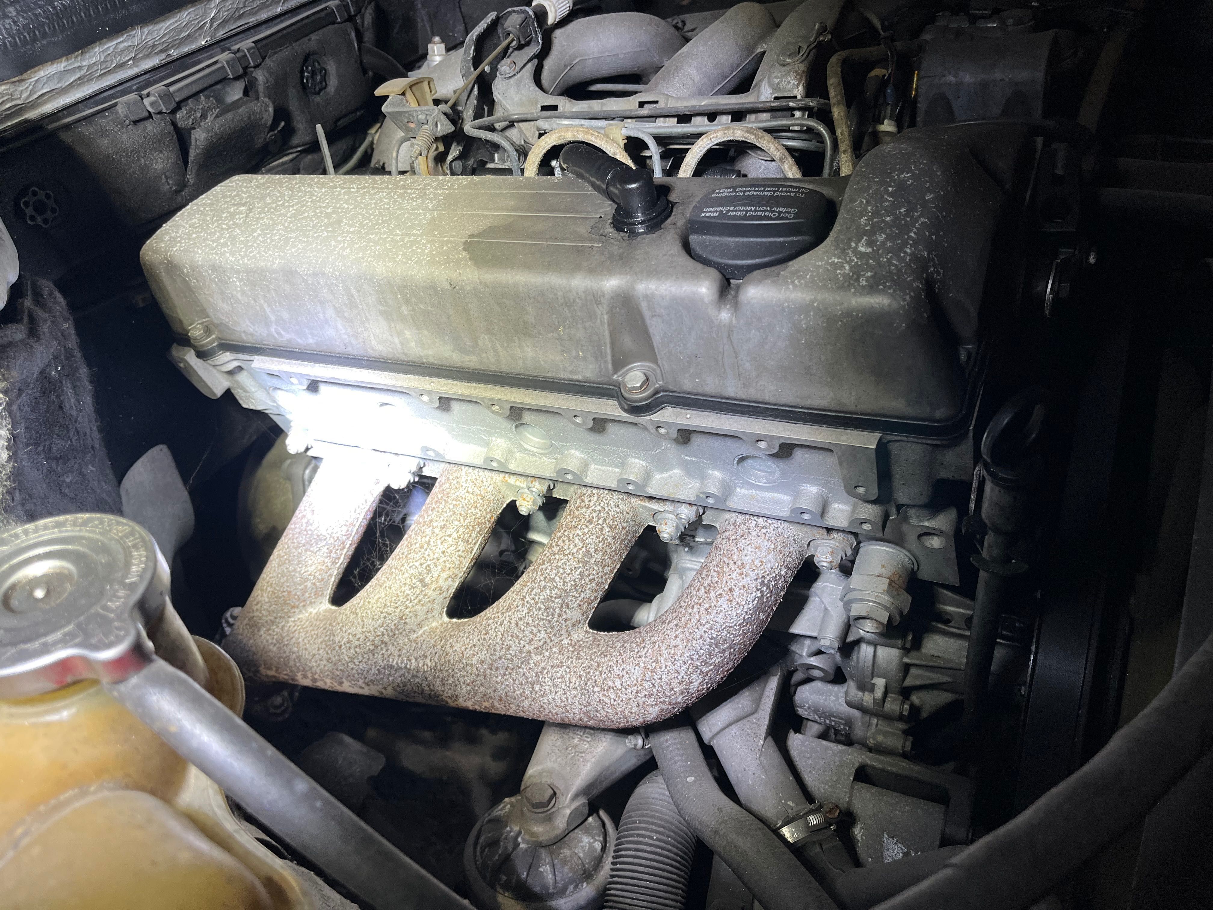 Mercedes e200 e 190 para desocupar