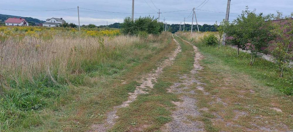 Продаж земельної ділянки під житлову забудову 15 соток с.Іванківці