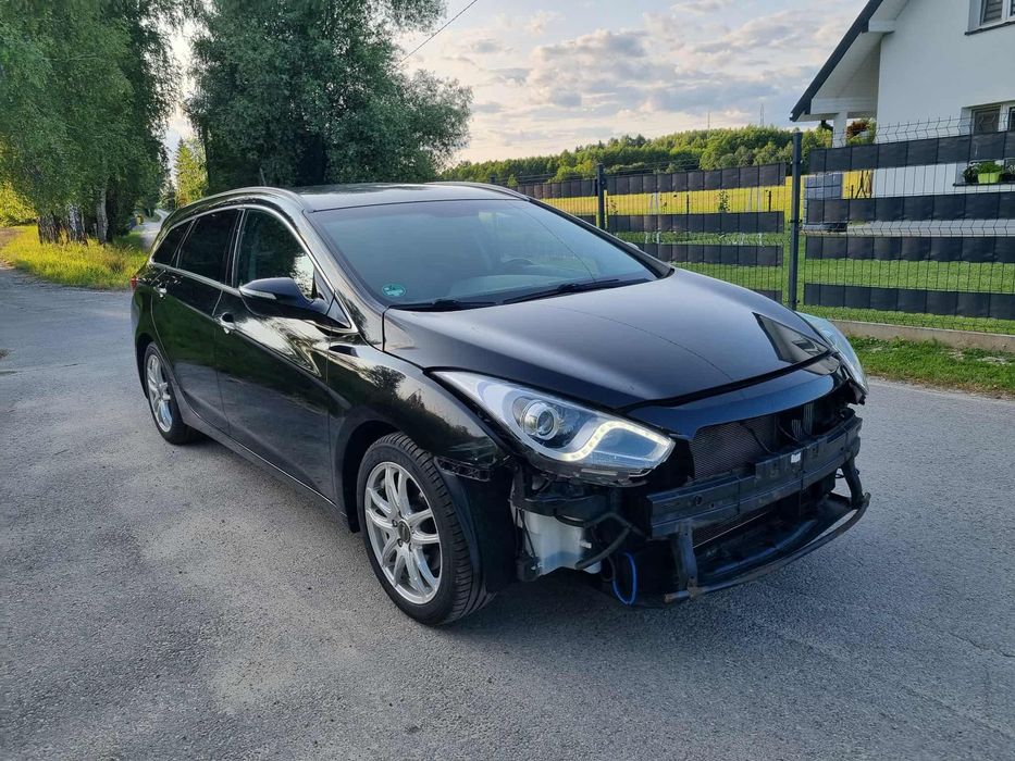 Hyundai i40 Hyundai i40 1.7 CRDi 136 KM • 2013 • Diesel • Niski przebieg • Manual