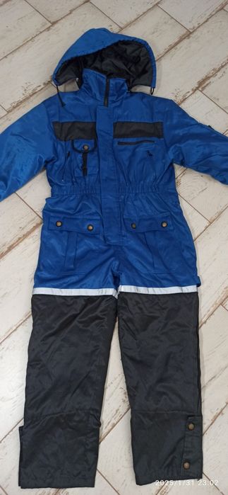 Ciepły zimowy kombinezon chłopiec 8lat bdb
