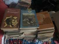 Продам старі книги недорого